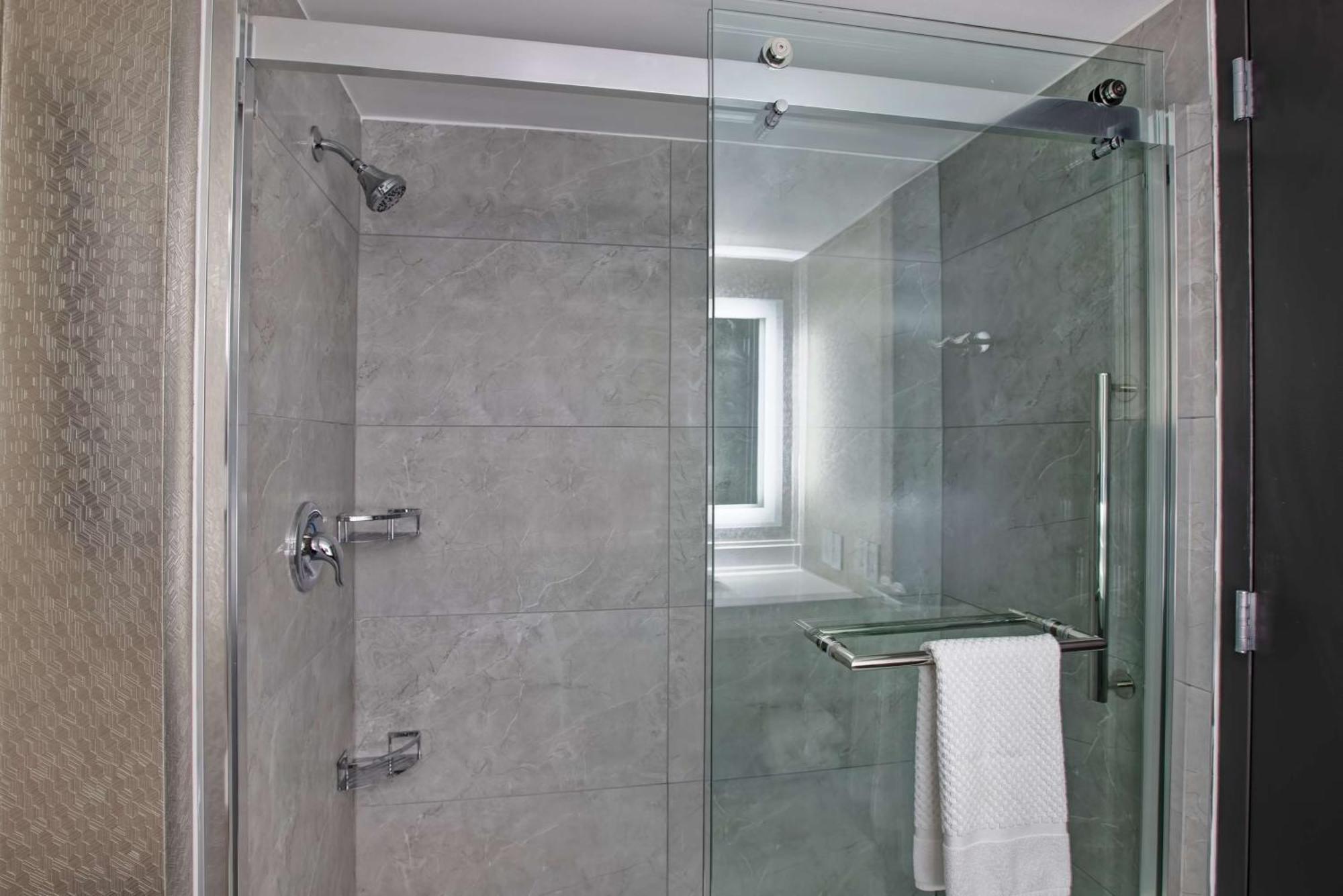 Embassy Suites Syracuse East Syracuse Dış mekan fotoğraf